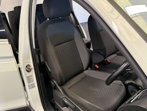 Volkswagen Tiguan 2.0 Tiguan SE Nav TDI BlueMotion Technology Semi-Auto 5dr 12