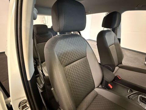 Volkswagen Tiguan 2.0 Tiguan SE Nav TDI BlueMotion Technology Semi-Auto 5dr 13