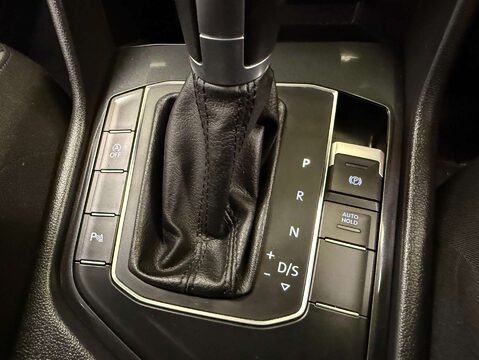 Volkswagen Tiguan 2.0 Tiguan SE Nav TDI BlueMotion Technology Semi-Auto 5dr 24