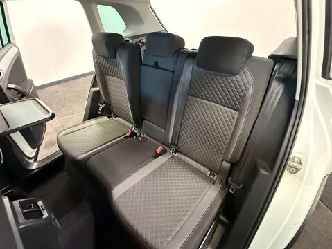 Volkswagen Tiguan 2.0 Tiguan SE Nav TDI BlueMotion Technology Semi-Auto 5dr 47