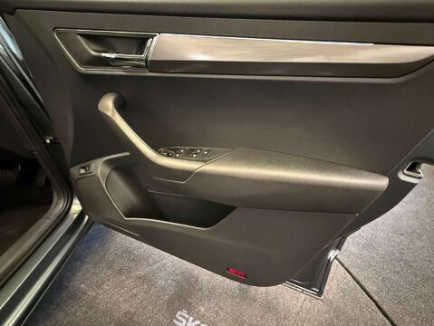 Skoda Karoq 2.0 Karoq Edition TDI SCR 4x4 DSG Auto 4WD 5dr 15