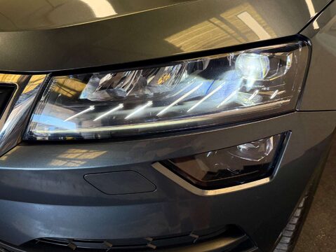 Skoda Karoq 2.0 Karoq Edition TDI SCR 4x4 DSG Auto 4WD 5dr 61