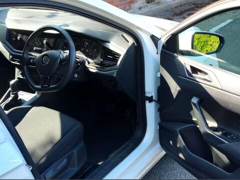 Volkswagen Polo 1.0 Polo SE TSi Semi-Auto 5dr 5