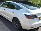 Tesla Model 3 Model 3 Standard-Range + 4dr 3