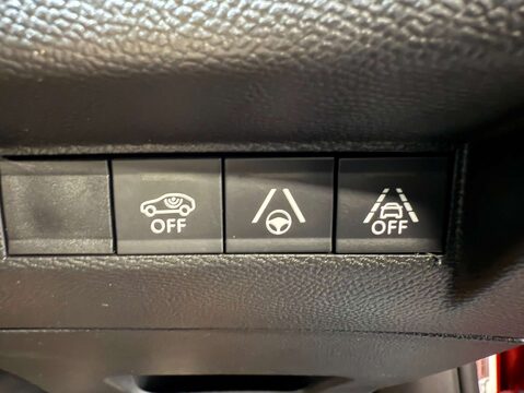 Peugeot 2008 2008 GT Premium EV 5dr 23