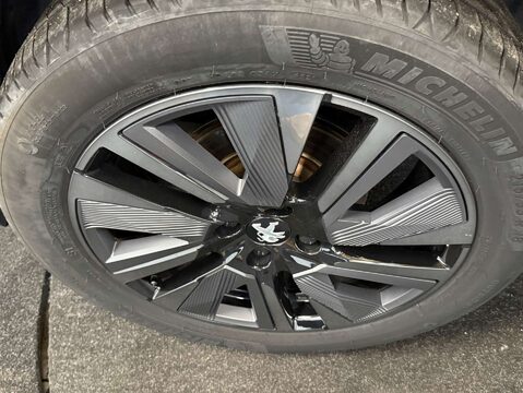 Peugeot 2008 2008 GT Premium EV 5dr 44