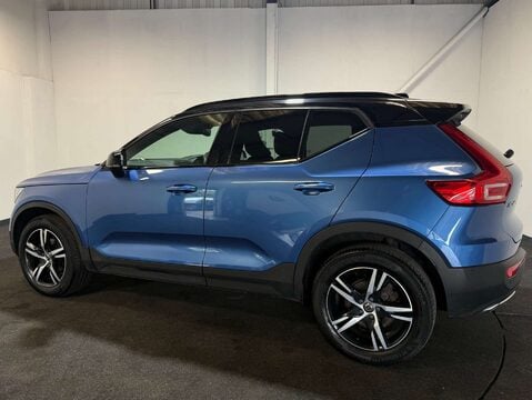 Volvo XC40 2.0 XC40 R-Design D3 5dr 3