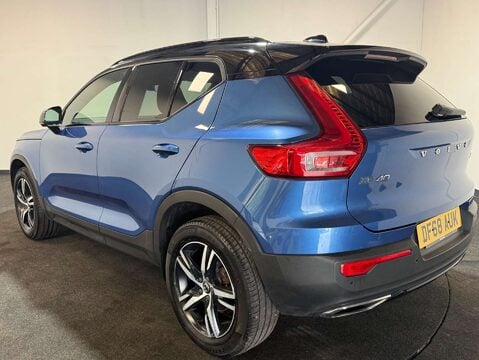 Volvo XC40 2.0 XC40 R-Design D3 5dr 4