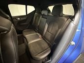 Volvo XC40 2.0 XC40 R-Design D3 5dr 36