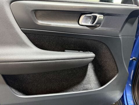 Volvo XC40 2.0 XC40 R-Design D3 5dr 40