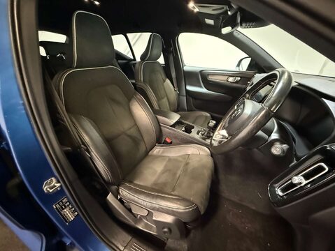 Volvo XC40 2.0 XC40 R-Design D3 5dr 14