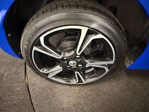 Vauxhall Corsa 1.2 Corsa Elite Edition 5dr 37