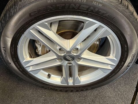 Audi Q5 2.0 Q5 S Line 40 TDI Quattro S-Tronic Auto 4WD 5dr 11