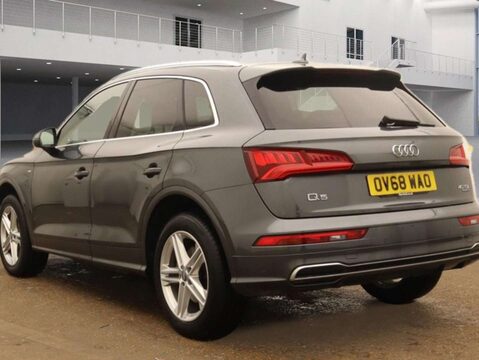 Audi Q5 2.0 Q5 S Line 40 TDI Quattro S-Tronic Auto 4WD 5dr 3