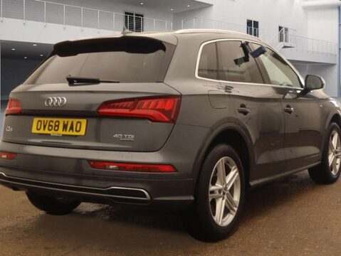 Audi Q5 2.0 Q5 S Line 40 TDI Quattro S-Tronic Auto 4WD 5dr 4