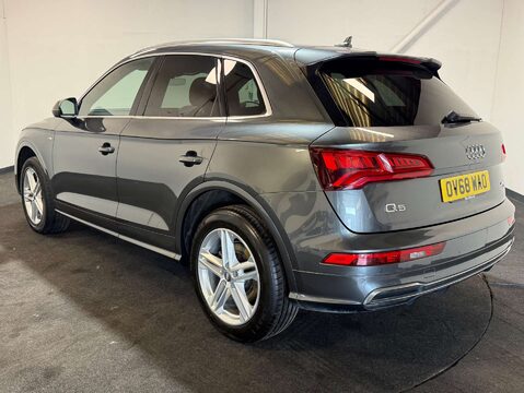 Audi Q5 2.0 Q5 S Line 40 TDI Quattro S-Tronic Auto 4WD 5dr 3