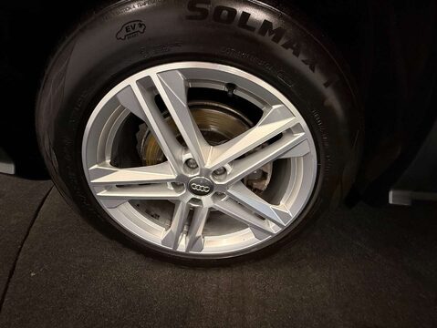 Audi Q5 2.0 Q5 S Line 40 TDI Quattro S-Tronic Auto 4WD 5dr 47