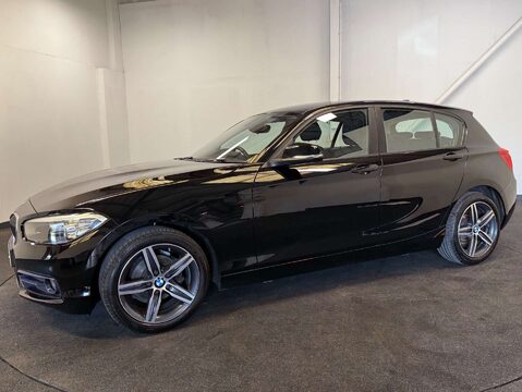 BMW 1 Series 1.5 118I Sport 5dr 4