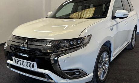 Mitsubishi Outlander 2.4 Outlander Exceed Safety PHEV CVT 4WD 5dr