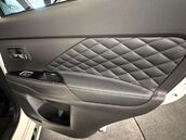 Mitsubishi Outlander 2.4 Outlander Exceed Safety PHEV CVT 4WD 5dr 35