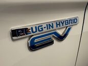 Mitsubishi Outlander 2.4 Outlander Exceed Safety PHEV CVT 4WD 5dr 57