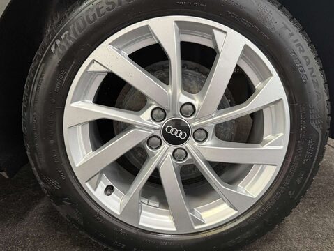 Audi A1 1.0 A1 Sportback 25 TFSI Sport Semi-Auto 5dr 42