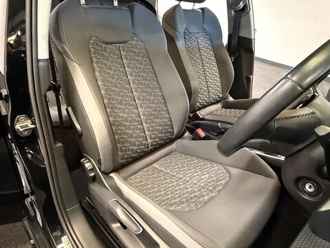 Audi A1 1.0 A1 Sportback 25 TFSI Sport Semi-Auto 5dr 14