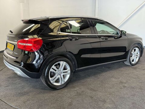 Mercedes-Benz GLA 2.1 GLA 220 SE Premium+ CDi 4Matic Auto 4WD 5dr 5