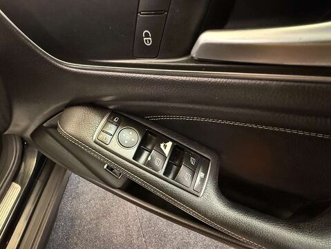 Mercedes-Benz GLA 2.1 GLA 220 SE Premium+ CDi 4Matic Auto 4WD 5dr 31