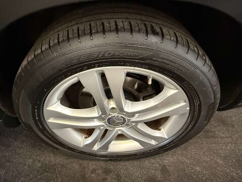 Mercedes-Benz GLA 2.1 GLA 220 SE Premium+ CDi 4Matic Auto 4WD 5dr 44