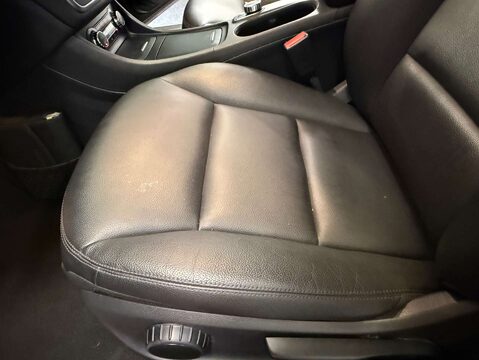 Mercedes-Benz GLA 2.1 GLA 220 SE Premium+ CDi 4Matic Auto 4WD 5dr 45