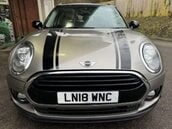 Mini Clubman 1.5 Clubman Cooper Black Auto 6dr 4