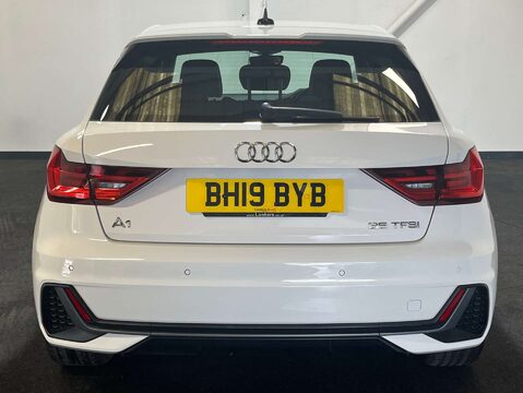 Audi A1 1.5 A1 Sportback 35 TFSI S Line 5dr 4