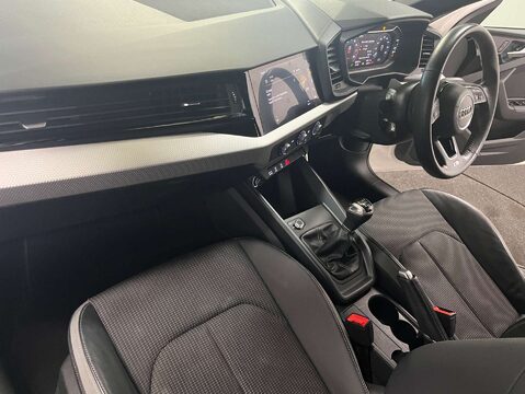 Audi A1 1.5 A1 Sportback 35 TFSI S Line 5dr 54