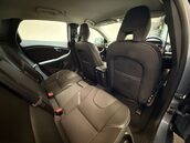 Volvo V40 1.5 V40 Momentum Nav+ T2 Auto 5dr 31