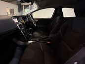 Volvo V40 1.5 V40 Momentum Nav+ T2 Auto 5dr 41