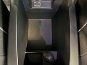 Volvo V40 1.5 V40 Momentum Nav+ T2 Auto 5dr 27