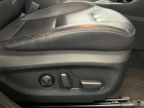 Kia Niro 1.6 Niro 3 Semi-Auto 5dr 14
