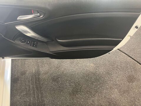 Fiat 124 Spider 1.4 124 Spider Lusso MultiAir 2dr 18