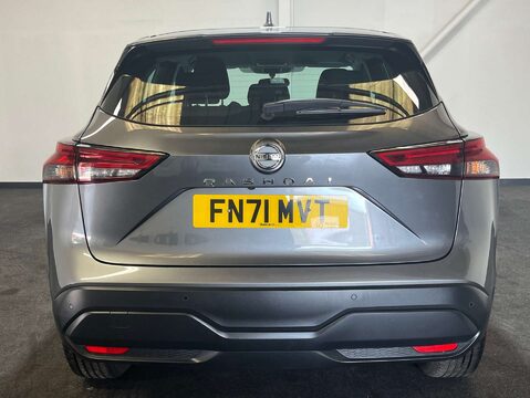 Nissan Qashqai 1.3 Qashqai Acenta Premium DiG-T MHEV 5dr 5