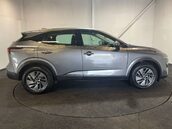 Nissan Qashqai 1.3 Qashqai Acenta Premium DiG-T MHEV 5dr 8