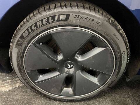 Tesla Model 3 Model 3 Long Range AWD 4dr 41