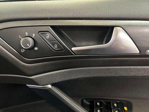 Volkswagen Golf 1.4 Golf GTE DSG 5dr 14