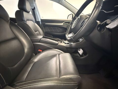 MG ZS ZS Exclusive EV 5dr 21