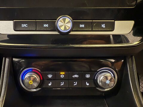 MG ZS ZS Exclusive EV 5dr 31