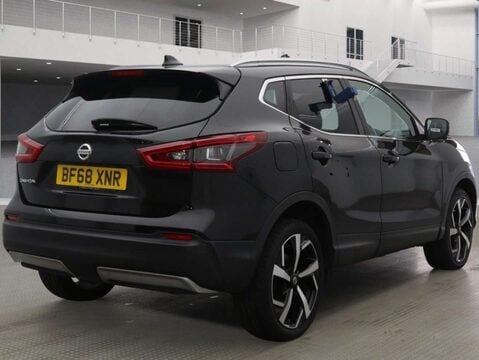 Nissan Qashqai 1.6 Qashqai Tekna DiG-T 5dr 4