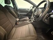 Volkswagen Golf 2.0 Golf R TSi Semi-Auto 4WD 5dr 18
