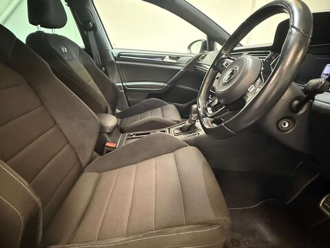 Volkswagen Golf 2.0 Golf R TSi Semi-Auto 4WD 5dr 18