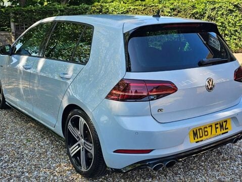 Volkswagen Golf 2.0 Golf R TSi Semi-Auto 4WD 5dr 3