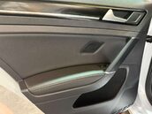 Volkswagen Golf 2.0 Golf R TSi Semi-Auto 4WD 5dr 42